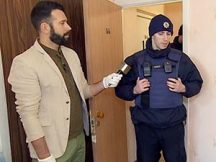 Часть 1. Вадим Абрамов провел ночь в нечеловеческих условиях. Отель «Динамо». «Ревизор» в Днепре