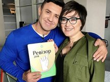 Микола Тищенко та Анна Жижа влаштували вечірку в автобусі